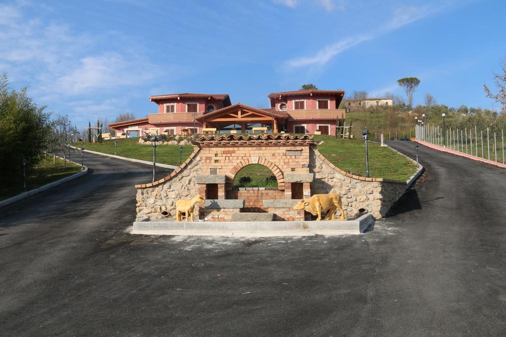 Agriturismo Ciociaro " Il Colle " Hotel Ristorante Ceprano Exterior photo