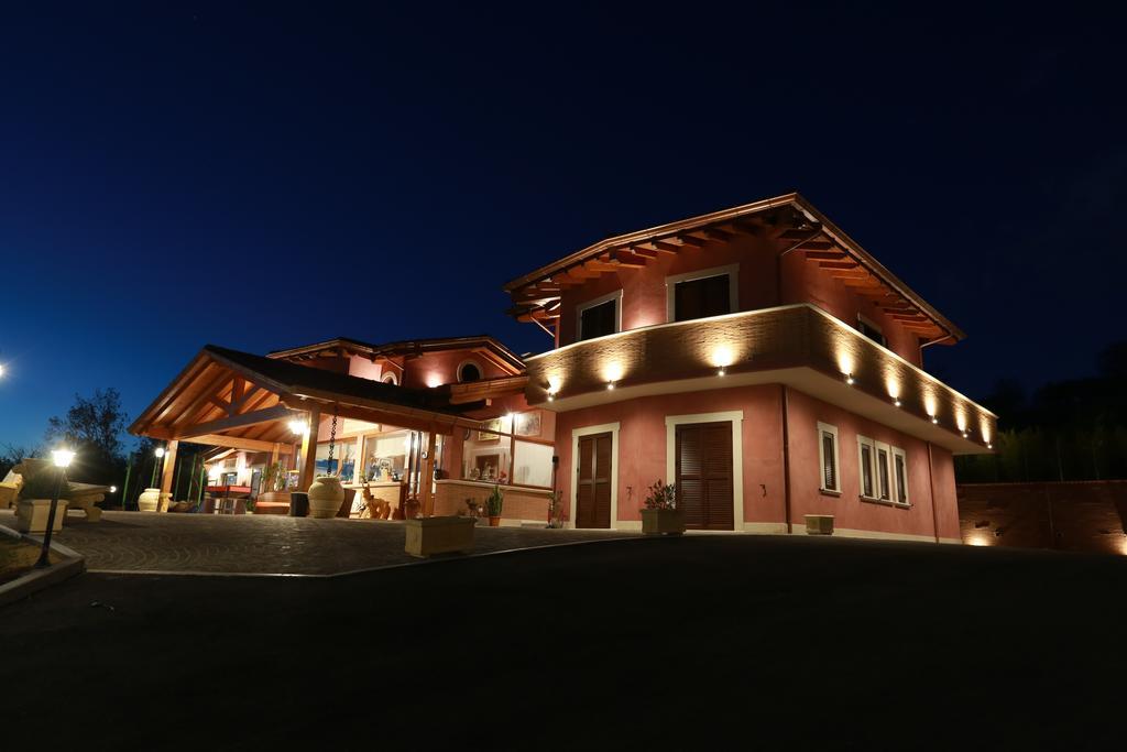 Agriturismo Ciociaro " Il Colle " Hotel Ristorante Ceprano Exterior photo