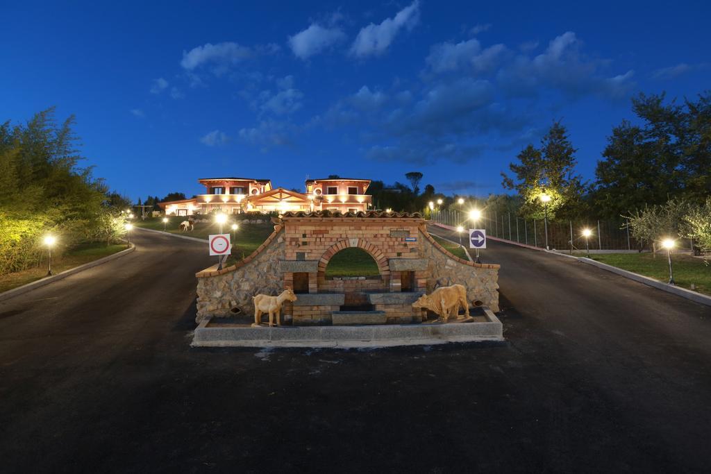 Agriturismo Ciociaro " Il Colle " Hotel Ristorante Ceprano Exterior photo